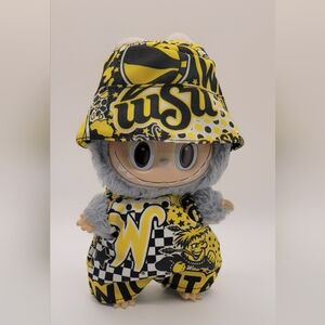 Labubu Wichita Jumpsuit And Hat Set - No Include The Doll